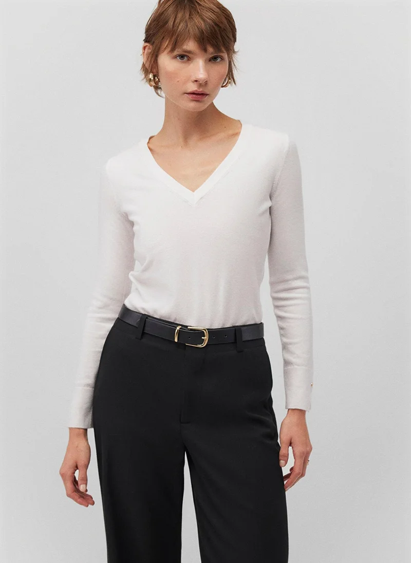مافي V Neck White Sweater